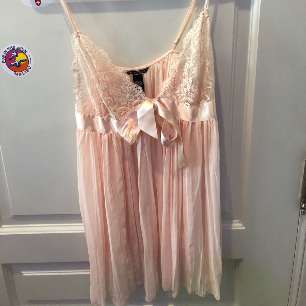 victoria secerets lingerie